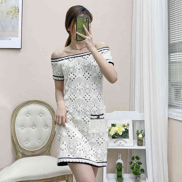 casual dresses small fragrance one-line collar dress women's off shoulder loose short skirt sleeve heavy-duty hollow out flower in spri, Black;gray
casual dresses small fragrance one-line collar dress women's off shoulder loose short skirt sleeve heavy-duty hollow out flower in spri, Black;gray