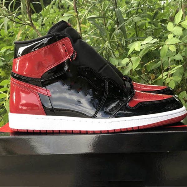 jumpman 1 high og bred patent basketball shoes red black 1s patent-leather outdoor sneakers ship
jumpman 1 high og bred patent basketball shoes red black 1s patent-leather outdoor sneakers ship