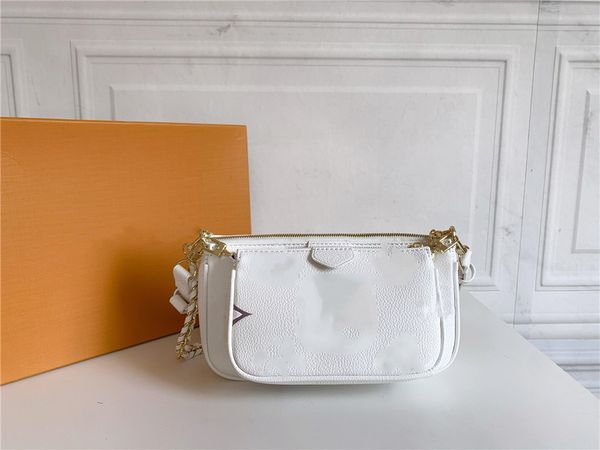 famous brand designer 3-in-1 messenger handbag tote leather vintage pattern crossbody handbag purse new shoulder bag clutch tote h0457
famous brand designer 3-in-1 messenger handbag tote leather vintage pattern crossbody handbag purse new shoulder bag clutch tote h0457