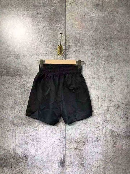 2023 womens shorts skirts with bgas budge zippers for lady ladies belts design short pants slim style belt adjust skirt, White;black
2023 womens shorts skirts with bgas budge zippers for lady ladies belts design short pants slim style belt adjust skirt, White;black