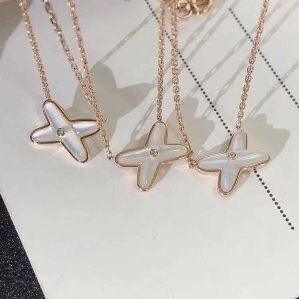designer fashion xiaoshangjia crossed white fritillaria necklace 925 sterling silver plated 18k rose gold knot x-shaped white fritillaria pe
designer fashion xiaoshangjia crossed white fritillaria necklace 925 sterling silver plated 18k rose gold knot x-shaped white fritillaria pe