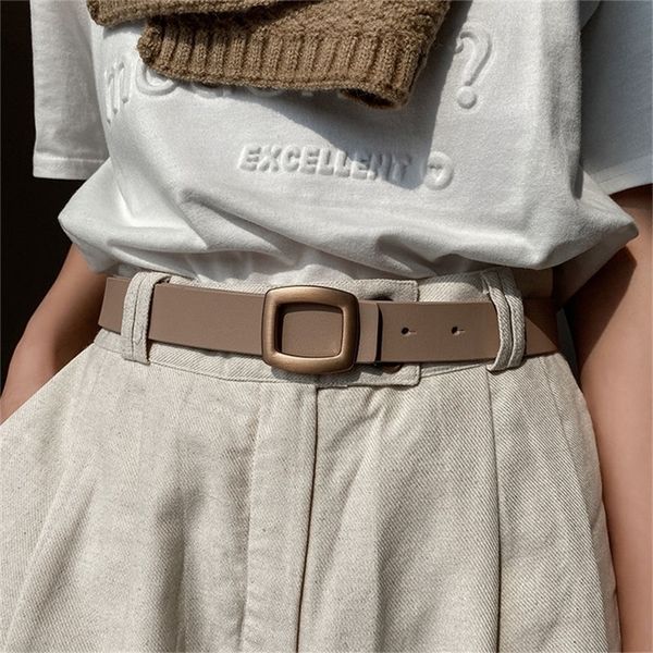 belts for women genuine leather luxury designer jeans female waistband fashion square metal buckle lady black 220509, Black;brown
belts for women genuine leather luxury designer jeans female waistband fashion square metal buckle lady black 220509, Black;brown