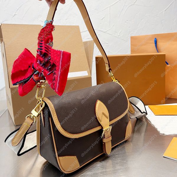 flowers leather handbag women tote bag shoulder bags vintage letters crossbody brand luxury handbags desiger cross body large capacity walle
flowers leather handbag women tote bag shoulder bags vintage letters crossbody brand luxury handbags desiger cross body large capacity walle