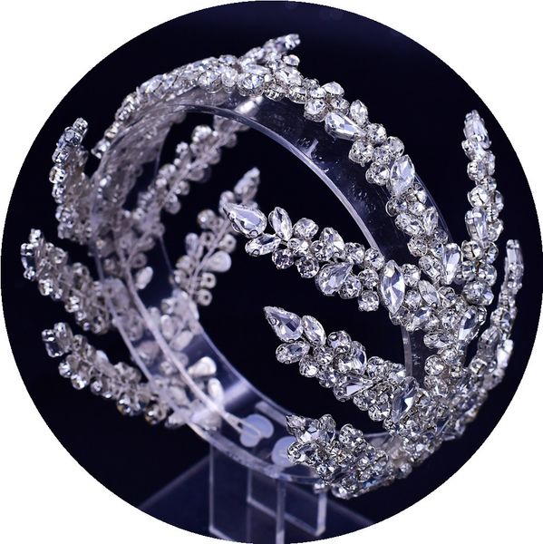 silver luxury diamond tiara press leaf hair hoop baroque crystal bridal headwear crown rhinestone with wedding jewelry diamond bridal crowns
silver luxury diamond tiara press leaf hair hoop baroque crystal bridal headwear crown rhinestone with wedding jewelry diamond bridal crowns