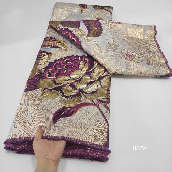 african brocade jacquard lace fabric 2022 embroidered french tulle fabric for nigerian party dress h2294, Black;white
african brocade jacquard lace fabric 2022 embroidered french tulle fabric for nigerian party dress h2294, Black;white