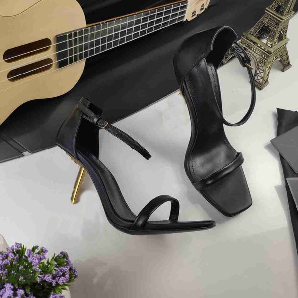 designer women dress shoes alphabet heels sandals leather high heel red various colors luxury letter dadddd, Black
designer women dress shoes alphabet heels sandals leather high heel red various colors luxury letter dadddd, Black