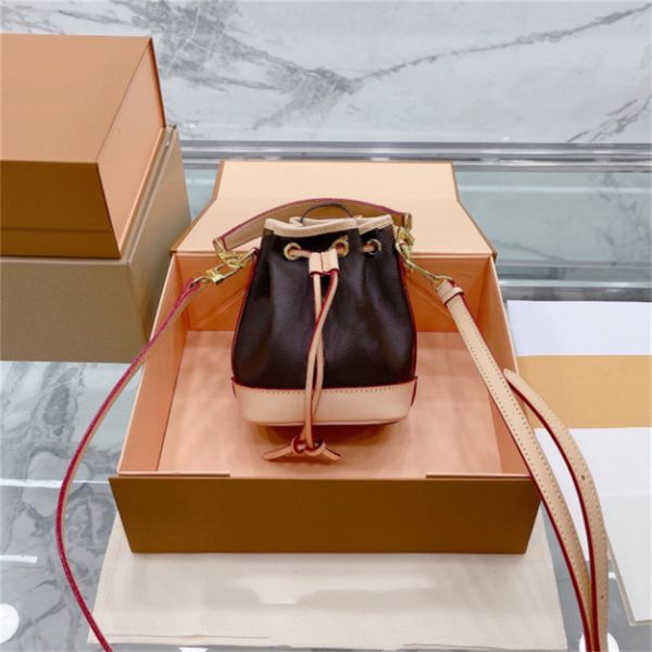 designer luxury women the tote bag fashion versatile handbags shoulder crossbody bags purse tories totes large capacity saddle wallets 7a f4
designer luxury women the tote bag fashion versatile handbags shoulder crossbody bags purse tories totes large capacity saddle wallets 7a f4