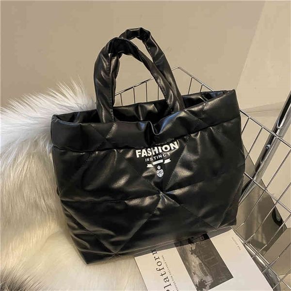wholesale online 75% off bubble embroidered portable bag autumn and winter ins fashion shoulder simple texture commuter tote bag
wholesale online 75% off bubble embroidered portable bag autumn and winter ins fashion shoulder simple texture commuter tote bag