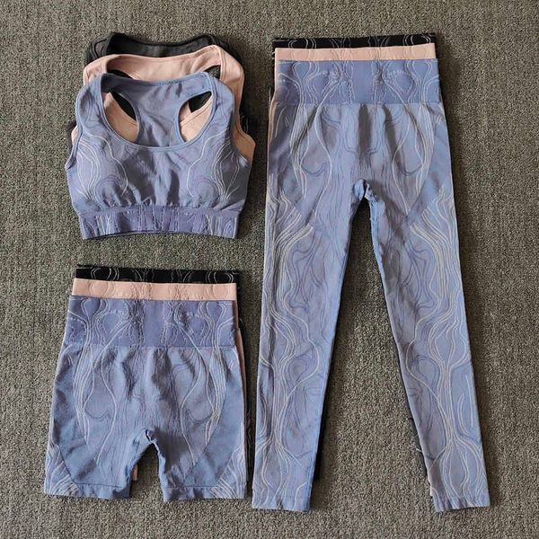 women yoga sets seamless sports set women crop bra leggings sports shorts yoga workout outfit fitness gym clothes sports suits, White;red
women yoga sets seamless sports set women crop bra leggings sports shorts yoga workout outfit fitness gym clothes sports suits, White;red
