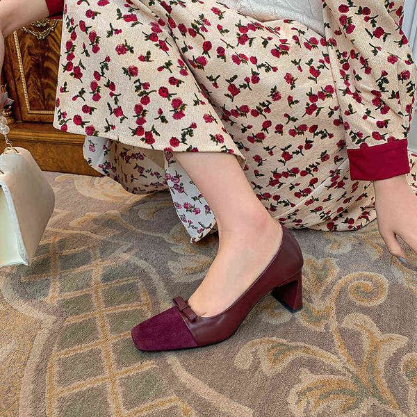 dress shoes elegant ladies square toe high heels party prom woman spring summer women suede leather shallow pumps 220318, Black
dress shoes elegant ladies square toe high heels party prom woman spring summer women suede leather shallow pumps 220318, Black