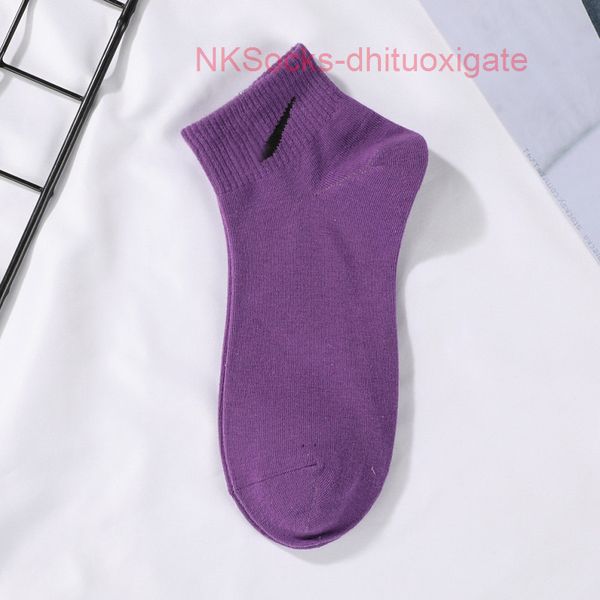 men's classic fashion socks hook brand designer women's leisure lovers' short tube sportsocks luxury women men breathable ver, Black
men's classic fashion socks hook brand designer women's leisure lovers' short tube sportsocks luxury women men breathable ver, Black