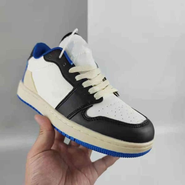 sneakers designer men women casual flat shoes fashion low cut lace-up leather outdoor comfortable wear-resisting skateboarding sports shoe, Black
sneakers designer men women casual flat shoes fashion low cut lace-up leather outdoor comfortable wear-resisting skateboarding sports shoe, Black