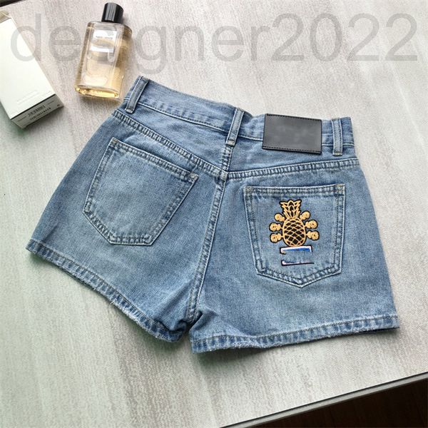 women's jeans designer sharp goods high-end net red early spring pineapple embroidery versatile thin denim shorts for women b2i9, Blue
women's jeans designer sharp goods high-end net red early spring pineapple embroidery versatile thin denim shorts for women b2i9, Blue