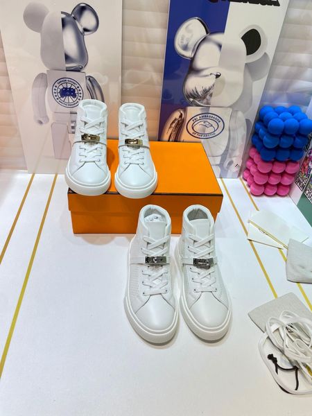 2022men womens casual shoes sneakers platform printed mens reflective strawberry mouse thick soled canvas dad sneaker sportsking bags 0706, Black
2022men womens casual shoes sneakers platform printed mens reflective strawberry mouse thick soled canvas dad sneaker sportsking bags 0706, Black