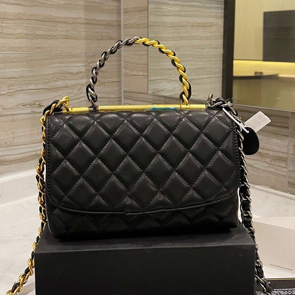 22ss spring classic luxury designer woman bags genuine lambs sheepskin clutch matelasse handle tote should package quilted female handbag, Red;black
22ss spring classic luxury designer woman bags genuine lambs sheepskin clutch matelasse handle tote should package quilted female handbag, Red;black