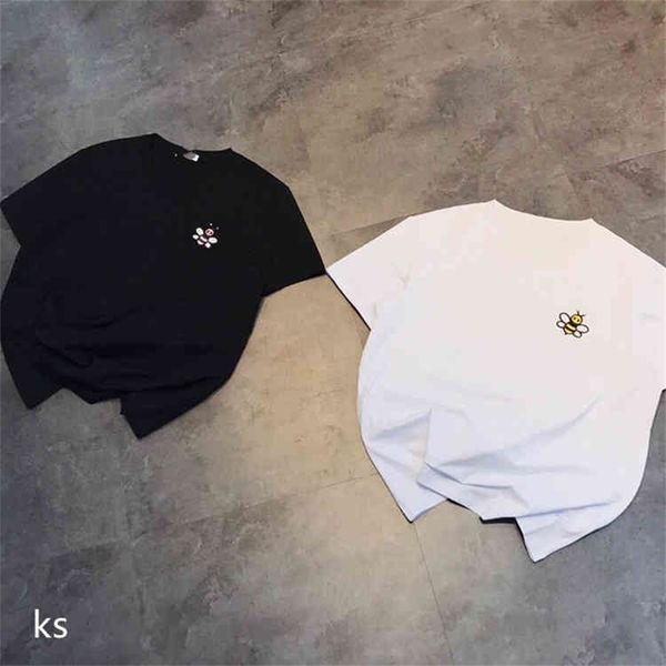 66% off new ss summer cartoon bee embroidery round neck t-shirt for women with loose and simple short sleeves, White
66% off new ss summer cartoon bee embroidery round neck t-shirt for women with loose and simple short sleeves, White