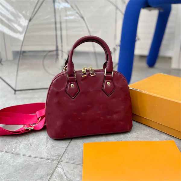 2022 lvs purses fashion women shell bag shoulder bags messenger embossed monograms leather handbags wallet purse ladies cosmetic crossbody b
2022 lvs purses fashion women shell bag shoulder bags messenger embossed monograms leather handbags wallet purse ladies cosmetic crossbody b