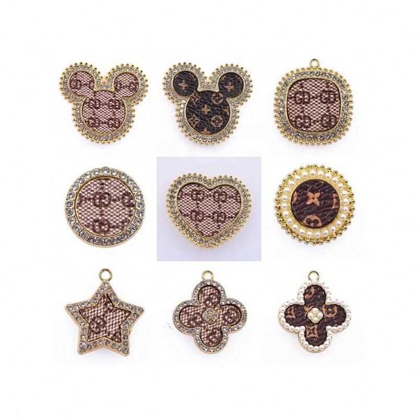metal shoes charms big logo shoe accessories decorations for christmas designer clog sandal pieces charms, White;pink
metal shoes charms big logo shoe accessories decorations for christmas designer clog sandal pieces charms, White;pink