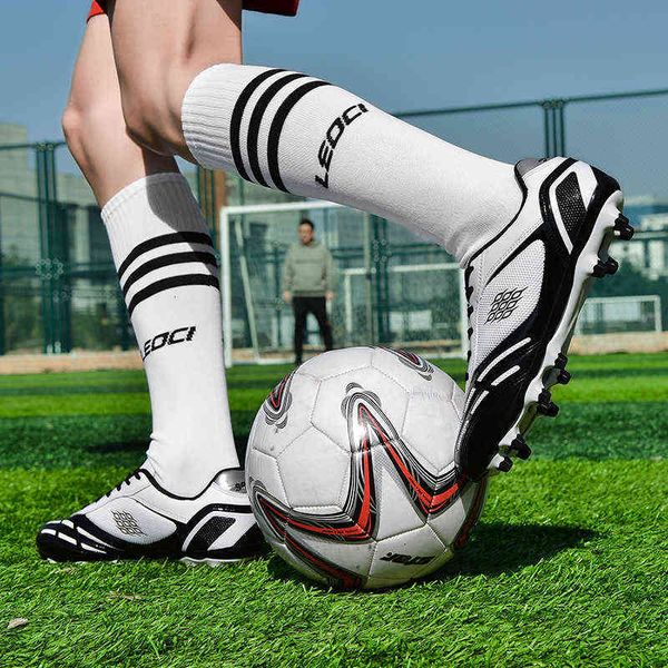 new professional football shoes for male primary and secondary school students ag training short broken nails children's football shoes, Black
new professional football shoes for male primary and secondary school students ag training short broken nails children's football shoes, Black