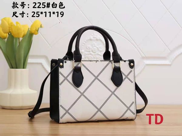 print letter classic handbag women luxurys designers bags 2021 6-color casual travel tote bag pu material fashion shoulder bag's wallet
print letter classic handbag women luxurys designers bags 2021 6-color casual travel tote bag pu material fashion shoulder bag's wallet