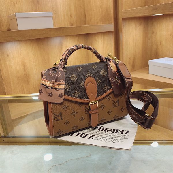 2022 new bag women's spring fashion cross messenger printed silk scarf single shoulder designer crossbody bags for woman
2022 new bag women's spring fashion cross messenger printed silk scarf single shoulder designer crossbody bags for woman