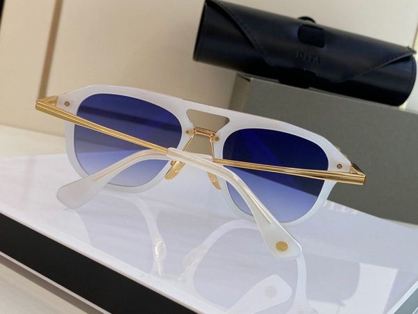 new fashion sports framed sunglasses brand designer glasses white frame with blue lens with boxes gafas, White;black
new fashion sports framed sunglasses brand designer glasses white frame with blue lens with boxes gafas, White;black