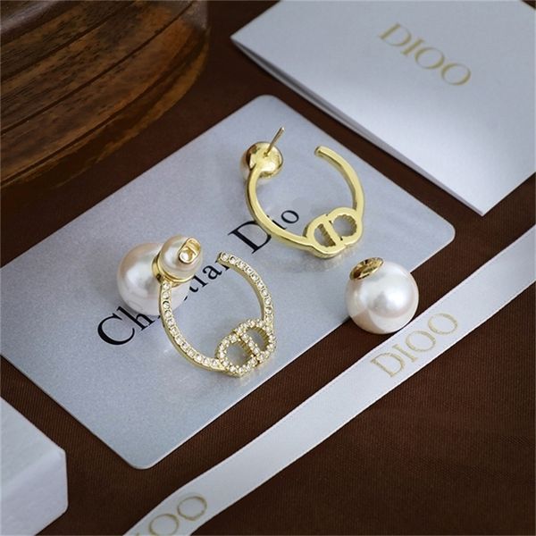 2022 36% off designer jewelry d family full of diamond letter pearl earrings, Golden
2022 36% off designer jewelry d family full of diamond letter pearl earrings, Golden