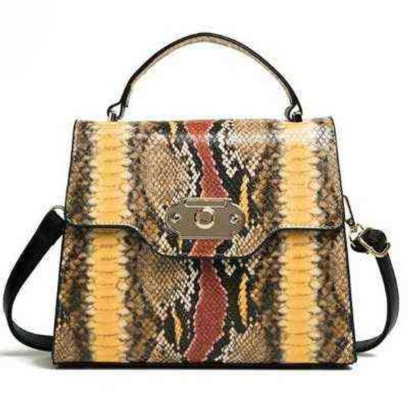 bagskorean women's bag single shoulder portable new snake skin pattern bag new 220429
bagskorean women's bag single shoulder portable new snake skin pattern bag new 220429