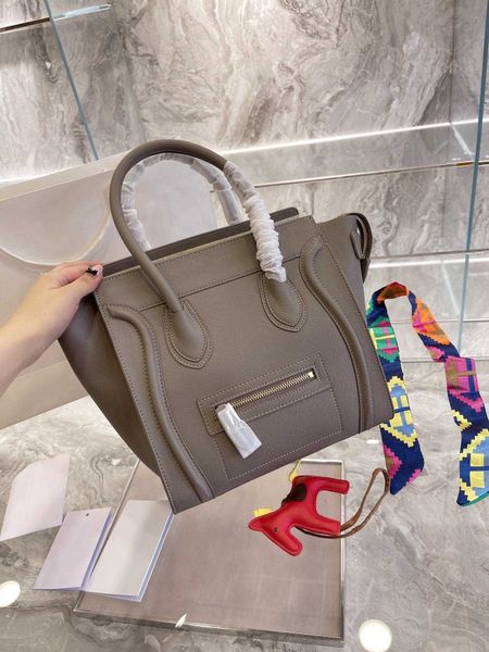 2021 bag new wholesale lady long wallet multicolor coin purse card holder original women classic zipper pocke clutch
2021 bag new wholesale lady long wallet multicolor coin purse card holder original women classic zipper pocke clutch