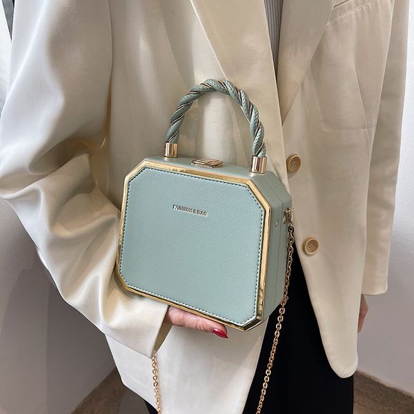 luxury box bag women handbags mini suitcase designer pu leather prom totes chain messenger bags crossbody bag
luxury box bag women handbags mini suitcase designer pu leather prom totes chain messenger bags crossbody bag