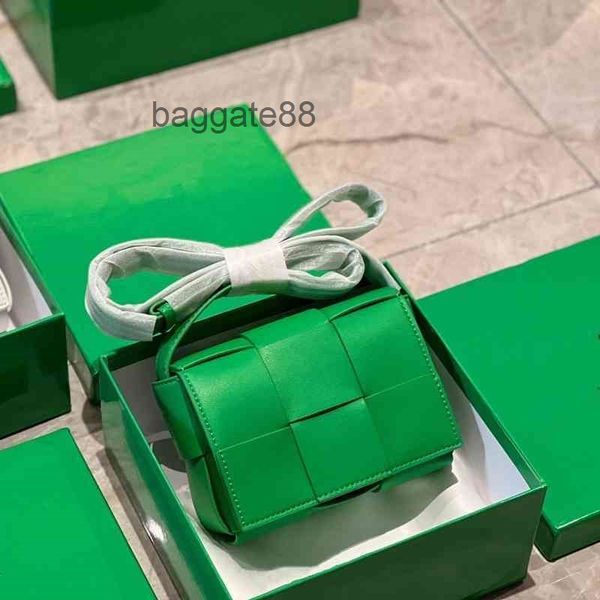 venetas designer bottegas handbags bags cassee super mini woven 2022 grid single shoulder messenger mouth red envelope texture leather
venetas designer bottegas handbags bags cassee super mini woven 2022 grid single shoulder messenger mouth red envelope texture leather