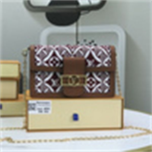chain wallet bag long m69992 messenger belt real leather shoulder pouches mini design bags clutches evening luxury wallets purse lhxhg
chain wallet bag long m69992 messenger belt real leather shoulder pouches mini design bags clutches evening luxury wallets purse lhxhg