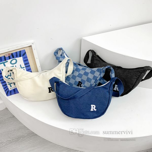 boys checkerboard handbags girls letter embroidered large capacity dumplings package fashion kids messenger canvas bag q6813, Black
boys checkerboard handbags girls letter embroidered large capacity dumplings package fashion kids messenger canvas bag q6813, Black