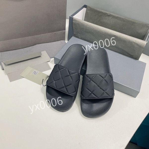 men womens fashion slippers luxury slides summer flat slipper trendy leather rubber sandal mens beach slide, Black
men womens fashion slippers luxury slides summer flat slipper trendy leather rubber sandal mens beach slide, Black
