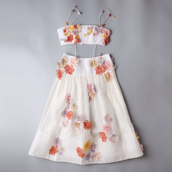 2022 european fashion brand women's tanks camis catwalk style floral suspender top, White
2022 european fashion brand women's tanks camis catwalk style floral suspender top, White