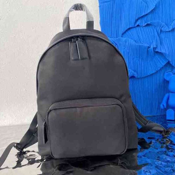backpack luxury brand designer fashion simple small square rivet bag women's big capacity mobile phone handbags 1217
backpack luxury brand designer fashion simple small square rivet bag women's big capacity mobile phone handbags 1217
