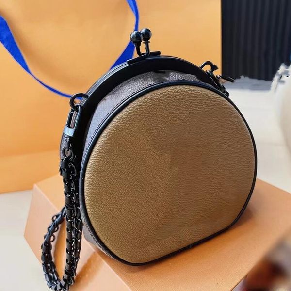 new style classic old flower design leather single-shoulder bag fashion luxury brand women's retro chain handbag wallet messenger bags
new style classic old flower design leather single-shoulder bag fashion luxury brand women's retro chain handbag wallet messenger bags