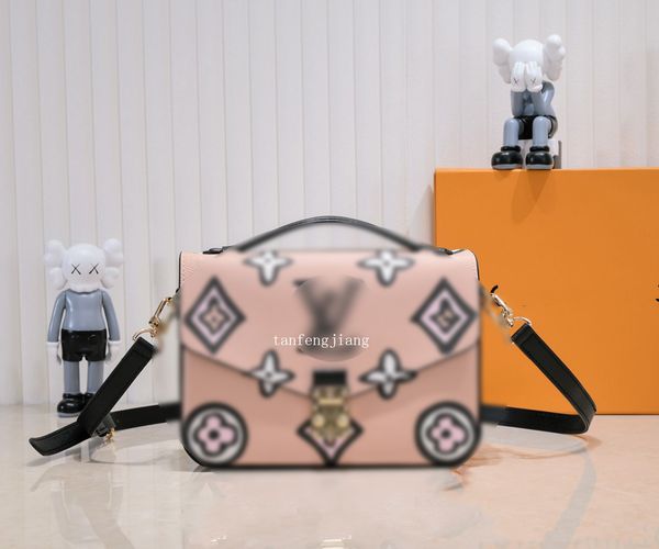 designer handbags luxury evening bags handbags lady chain shoulder bag patent leather drill open lid shopping fashion classic size 25-19-9cm
designer handbags luxury evening bags handbags lady chain shoulder bag patent leather drill open lid shopping fashion classic size 25-19-9cm