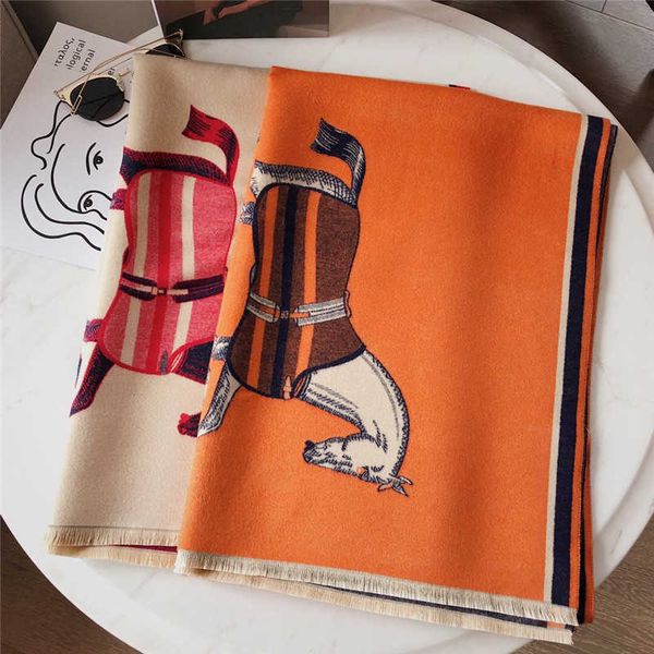 2021 autumn and winter new artificial cashmere scarf womens winter warm thickened air conditioning shawl long carriage scarf wholesale, Blue;gray
2021 autumn and winter new artificial cashmere scarf womens winter warm thickened air conditioning shawl long carriage scarf wholesale, Blue;gray