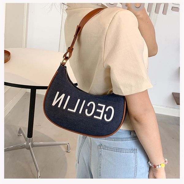 factory online sales lisa's same portable letter women's 2022 new one shoulder armpit arc de triomphe cowboy hand carrying crescen
factory online sales lisa's same portable letter women's 2022 new one shoulder armpit arc de triomphe cowboy hand carrying crescen