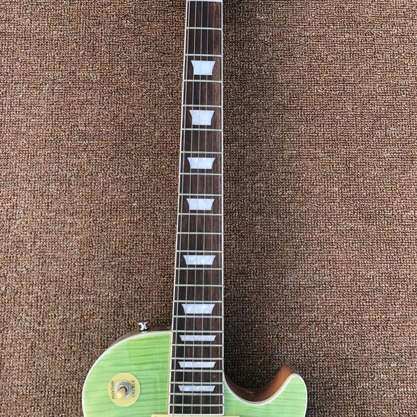 2022electric guitar,,rosewood fingerboard,maple same of picture 
2022electric guitar,,rosewood fingerboard,maple same of picture