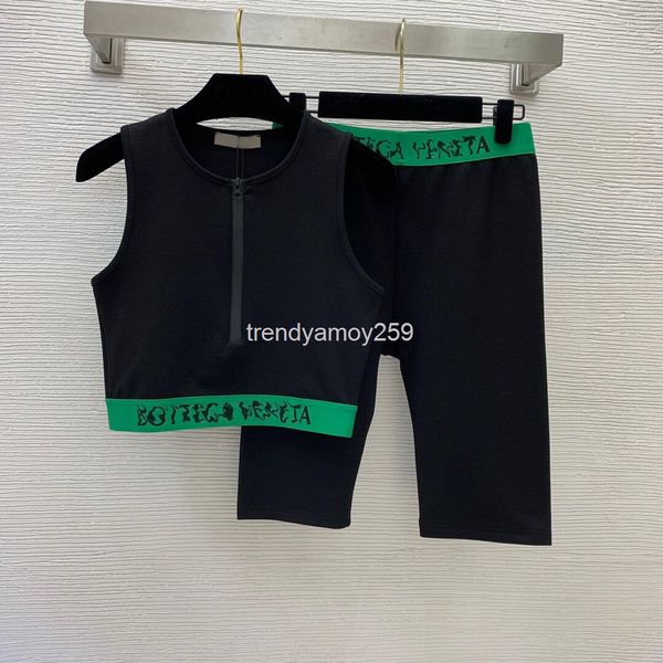 women's two piece pants yoga fitness green letter webbing stitched vest with elastic leggings set, White
women's two piece pants yoga fitness green letter webbing stitched vest with elastic leggings set, White