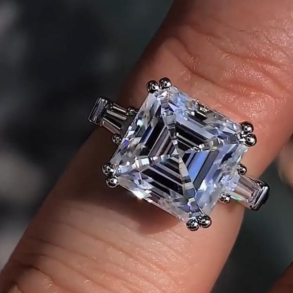cluster rings choucong luxury ring asscher cut 12mm cz sona stone 925 sterling silver engagement wedding band for women jewelry, Golden;silver
cluster rings choucong luxury ring asscher cut 12mm cz sona stone 925 sterling silver engagement wedding band for women jewelry, Golden;silver