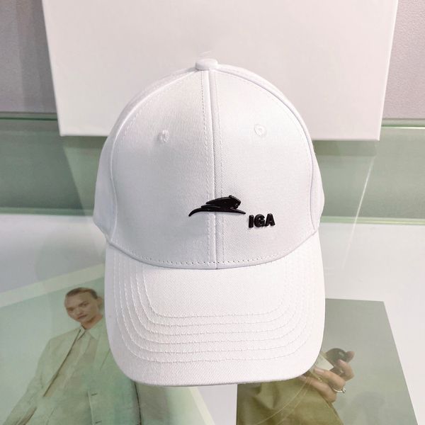 luxury designer hat fashion baseball cap classic style for men and women sunshade leisure simple suitable for social gatherings very beautif, Blue;gray
luxury designer hat fashion baseball cap classic style for men and women sunshade leisure simple suitable for social gatherings very beautif, Blue;gray