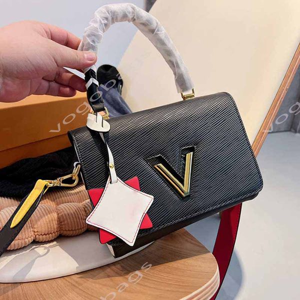 crossbody tasche designer crossbody bags letter hasp contrast color handbags women high street elements stylish twist and twisty chain bags
crossbody tasche designer crossbody bags letter hasp contrast color handbags women high street elements stylish twist and twisty chain bags