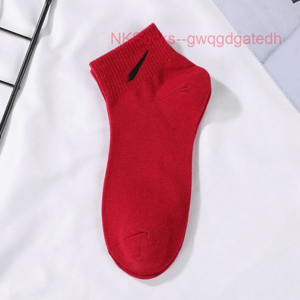 fashion classic men's socks hook brand designer women's leisure lovers' short tube sportsocks luxury women men breathable ver, Black
fashion classic men's socks hook brand designer women's leisure lovers' short tube sportsocks luxury women men breathable ver, Black