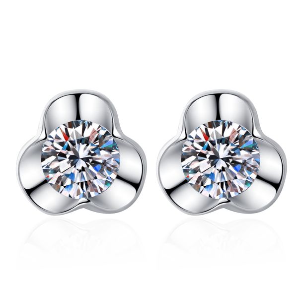 net red fashion light luxury three petals real zircon earrings charms female micro inlaid mossan stone pieces of grass fema, Golden
net red fashion light luxury three petals real zircon earrings charms female micro inlaid mossan stone pieces of grass fema, Golden