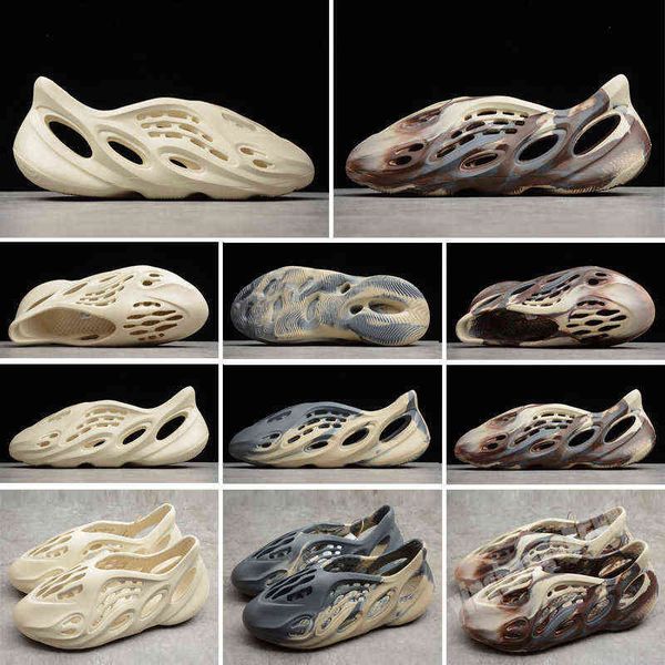 2022 fashion womens mens slippers foam runner slides sandals desert sand sulfur onyx black cream clay moon grey ochre runners designer slide
2022 fashion womens mens slippers foam runner slides sandals desert sand sulfur onyx black cream clay moon grey ochre runners designer slide