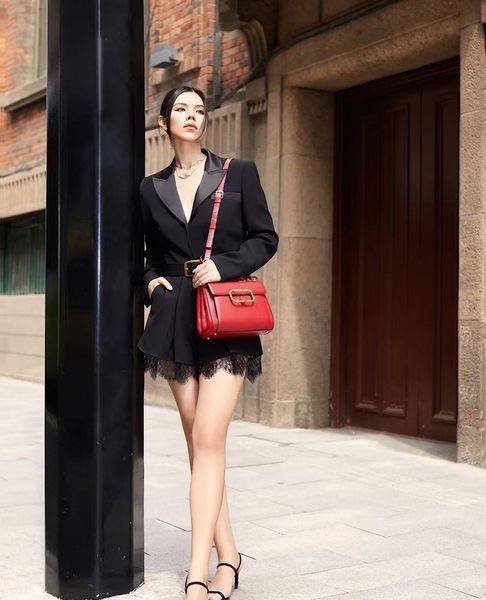 fashion women crossbody purse travel shoulder handbag garavani rockstud alcove genuine leather bags 23cm yld v0041
fashion women crossbody purse travel shoulder handbag garavani rockstud alcove genuine leather bags 23cm yld v0041