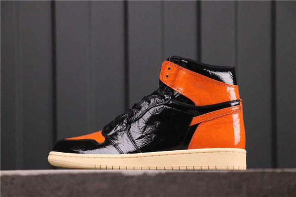2022 jumpman 1 1s high shattered backboard 3.0 men basketball shoes union college color real leather mens luxurys designer snesker
2022 jumpman 1 1s high shattered backboard 3.0 men basketball shoes union college color real leather mens luxurys designer snesker